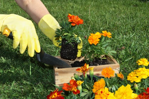 Gardeners Enfield Lock pricing overview for local property types